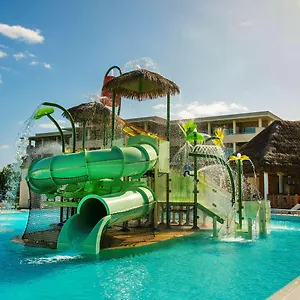 https://family-concierge-at-paradisus-la-esmeralda.tulum-hotels.net